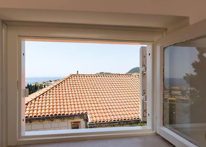 Romance - One Bedroom With Patio R3 Apartman