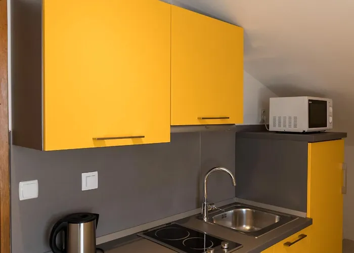 Apartman Romance - One Bedroom With Patio R3 *