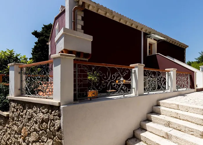 Romance - One Bedroom With Patio R3 Apartman *